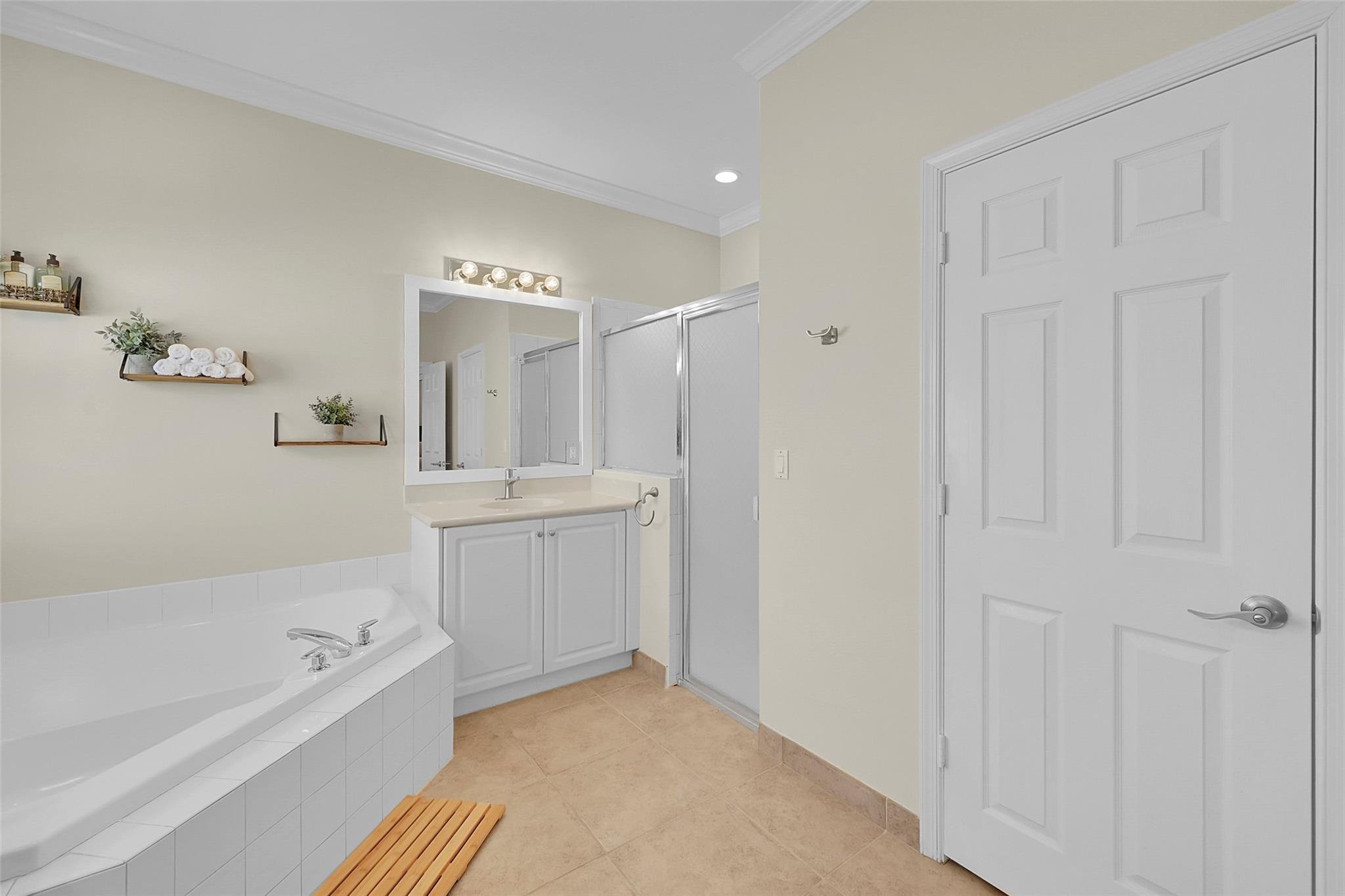 PARKLAND ISLES - Residential