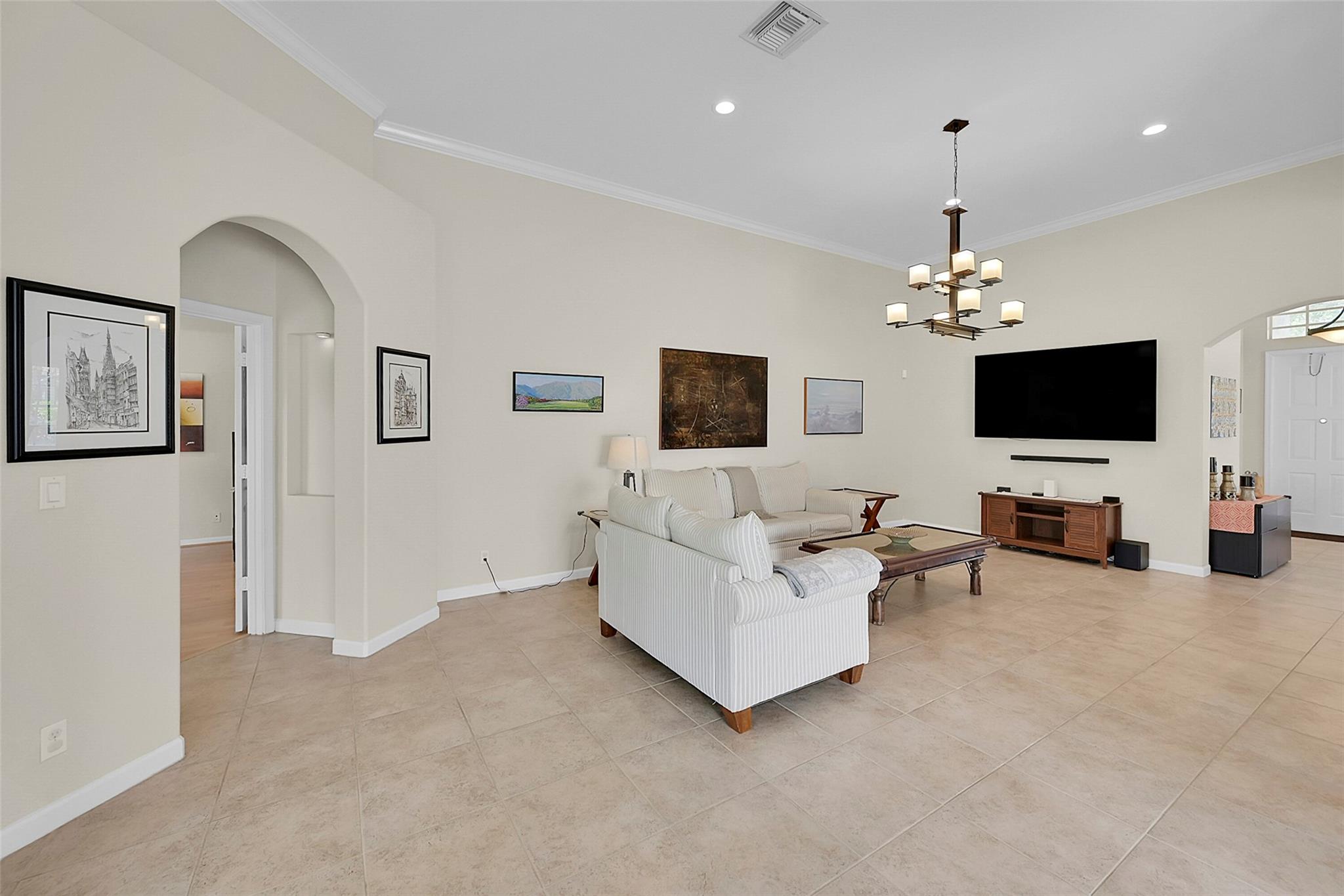 PARKLAND ISLES - Residential