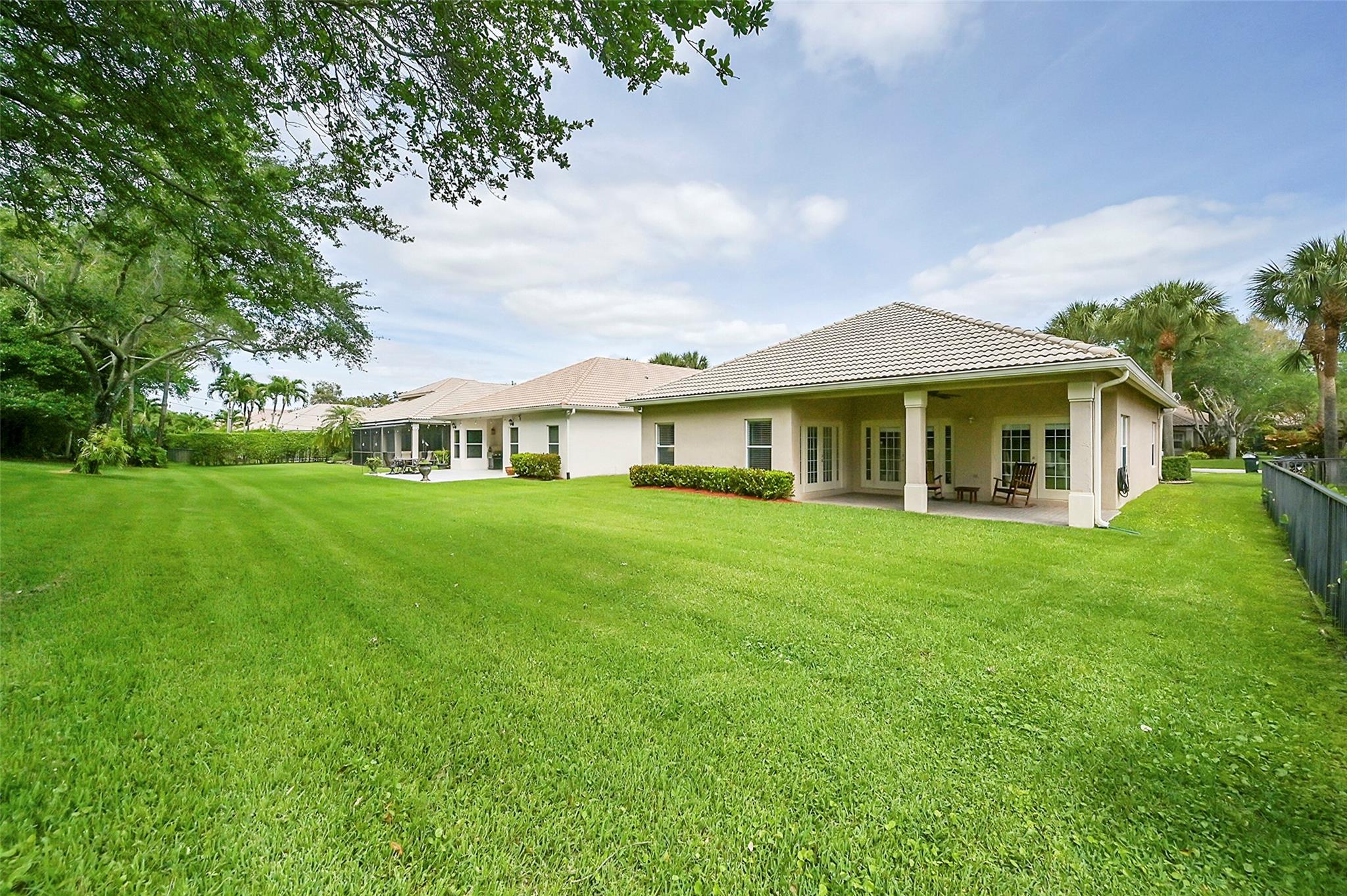 PARKLAND ISLES - Residential