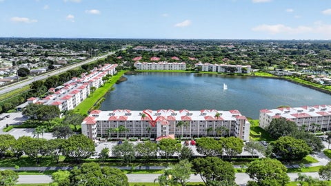 Tiny photo for 14096 HUNTINGTON POINTE Drive #305, Delray Beach, FL 33484 (MLS # B26090457)