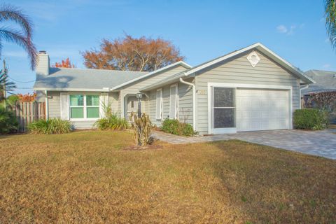 Property photo of 135 10th Avenue, Vero Beach, FL 32962