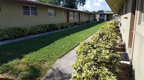 2734 Fillmore Street 3-E Hollywood FL 33020