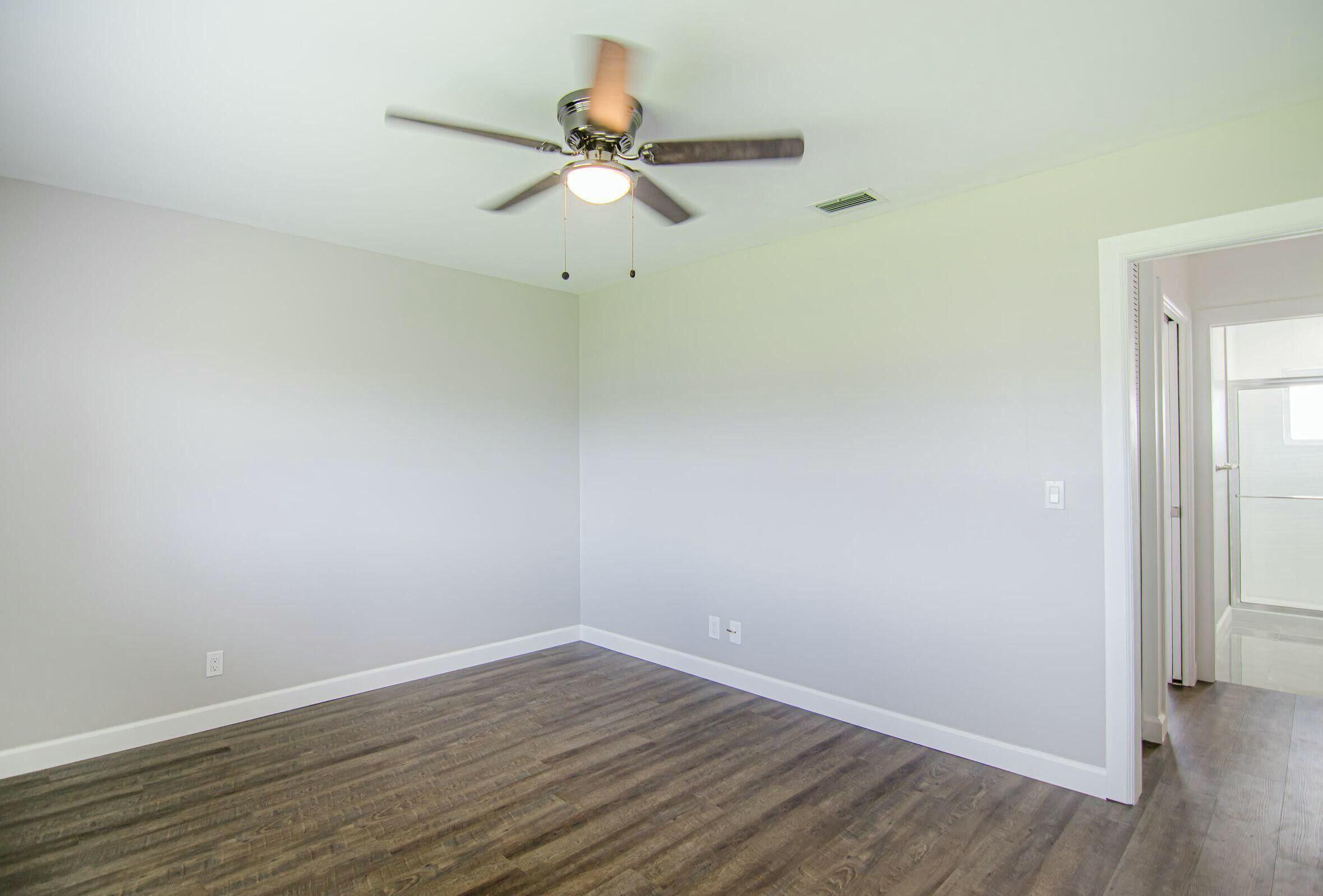 CRESTHAVEN VILLAS 30 CONDO - Residential Lease