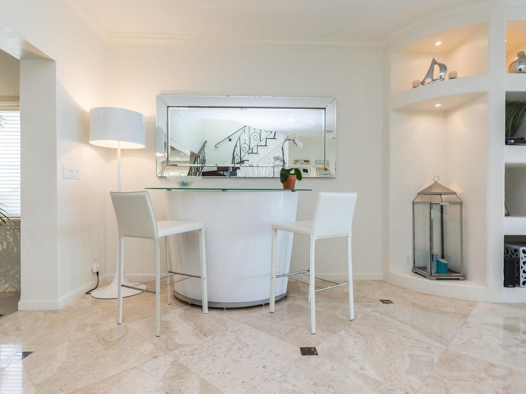 LAUDERDALE BEACH - Residential