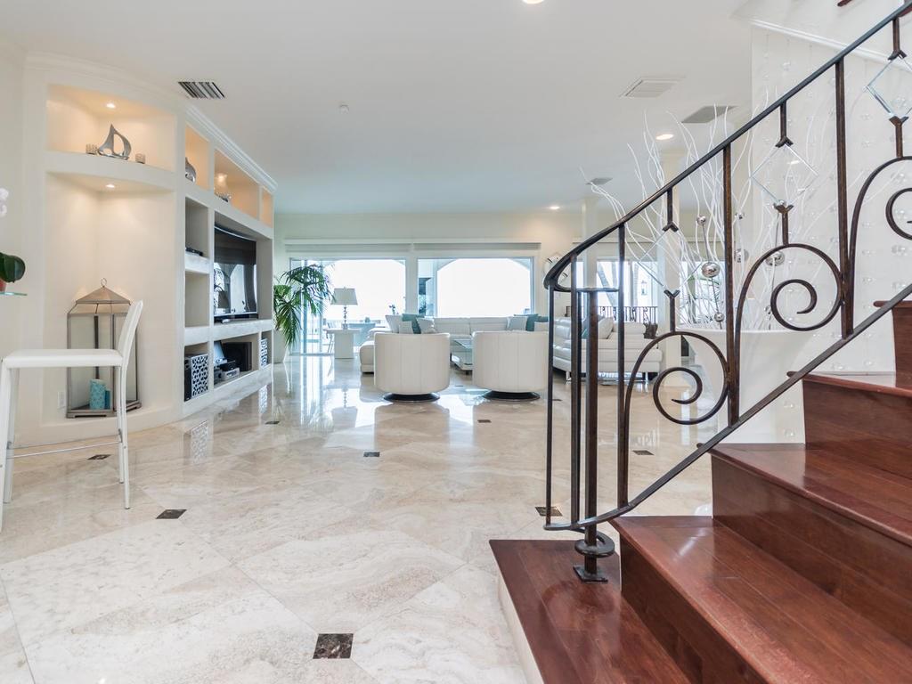 LAUDERDALE BEACH - Residential