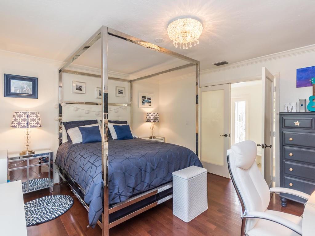 LAUDERDALE BEACH - Residential