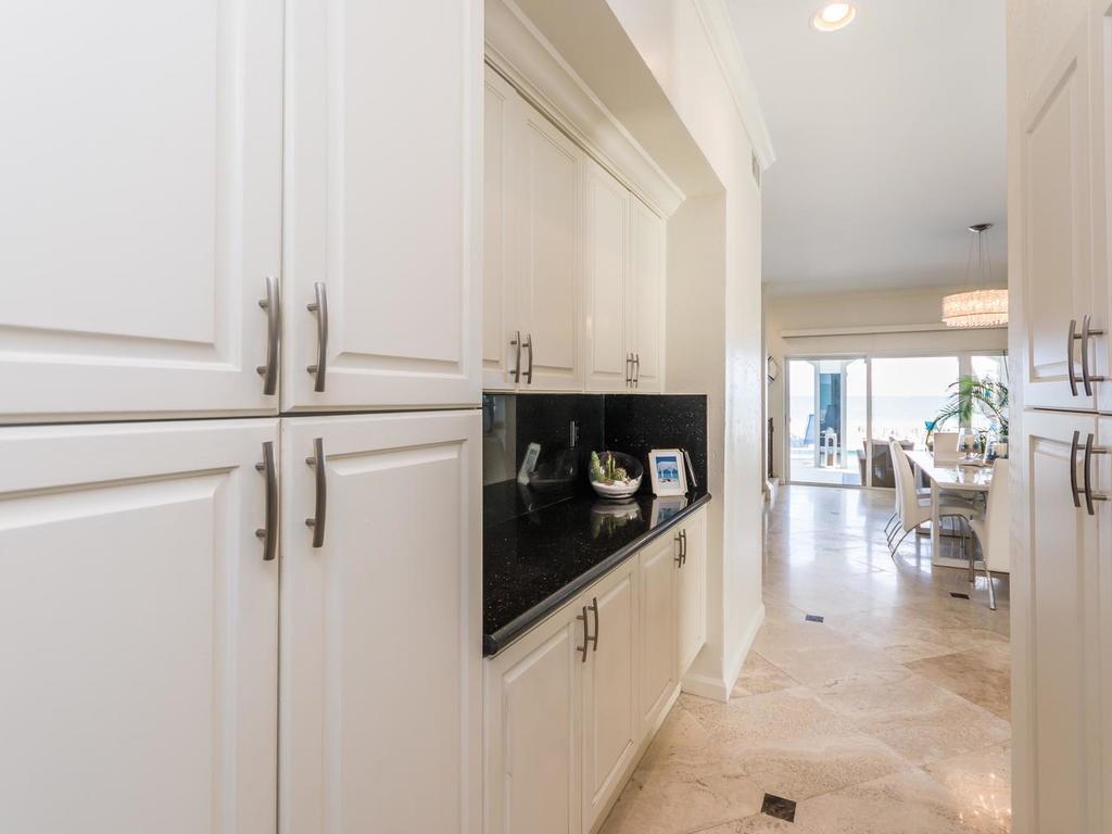 LAUDERDALE BEACH - Residential