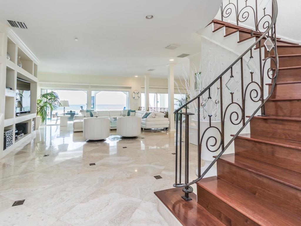 LAUDERDALE BEACH - Residential