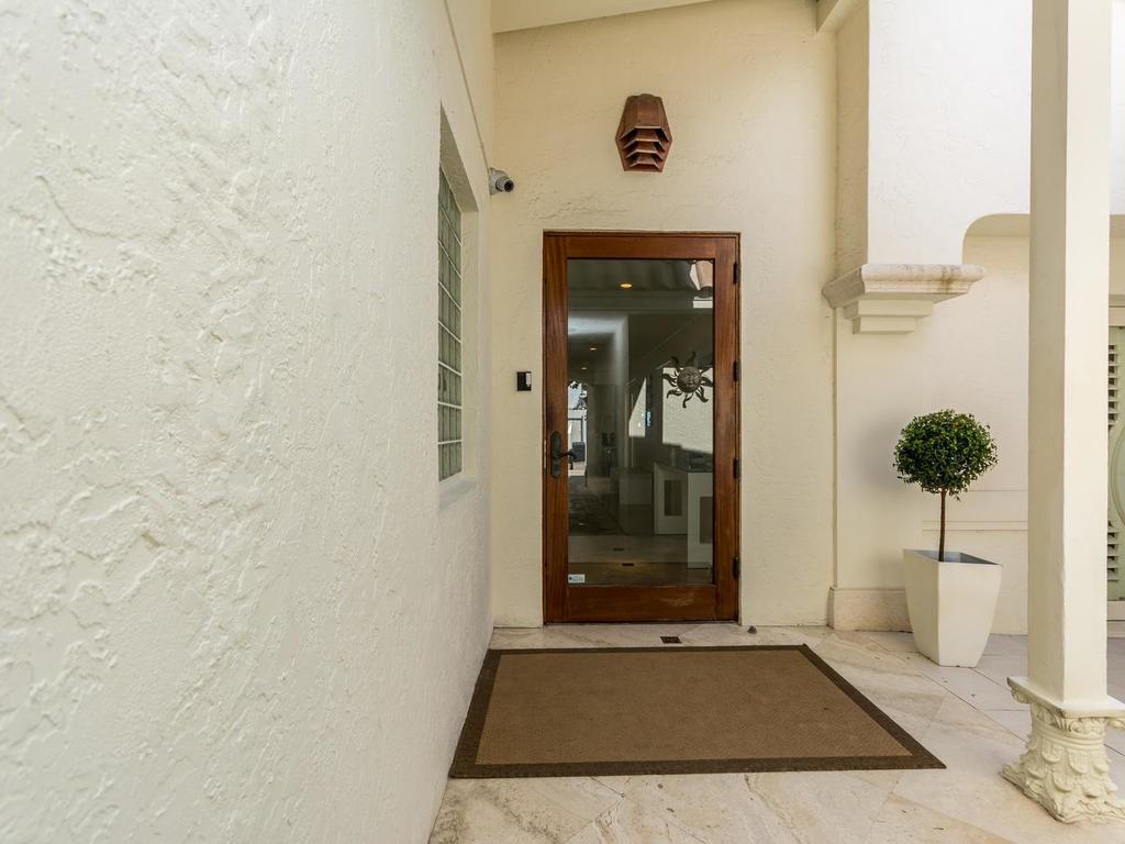 LAUDERDALE BEACH - Residential