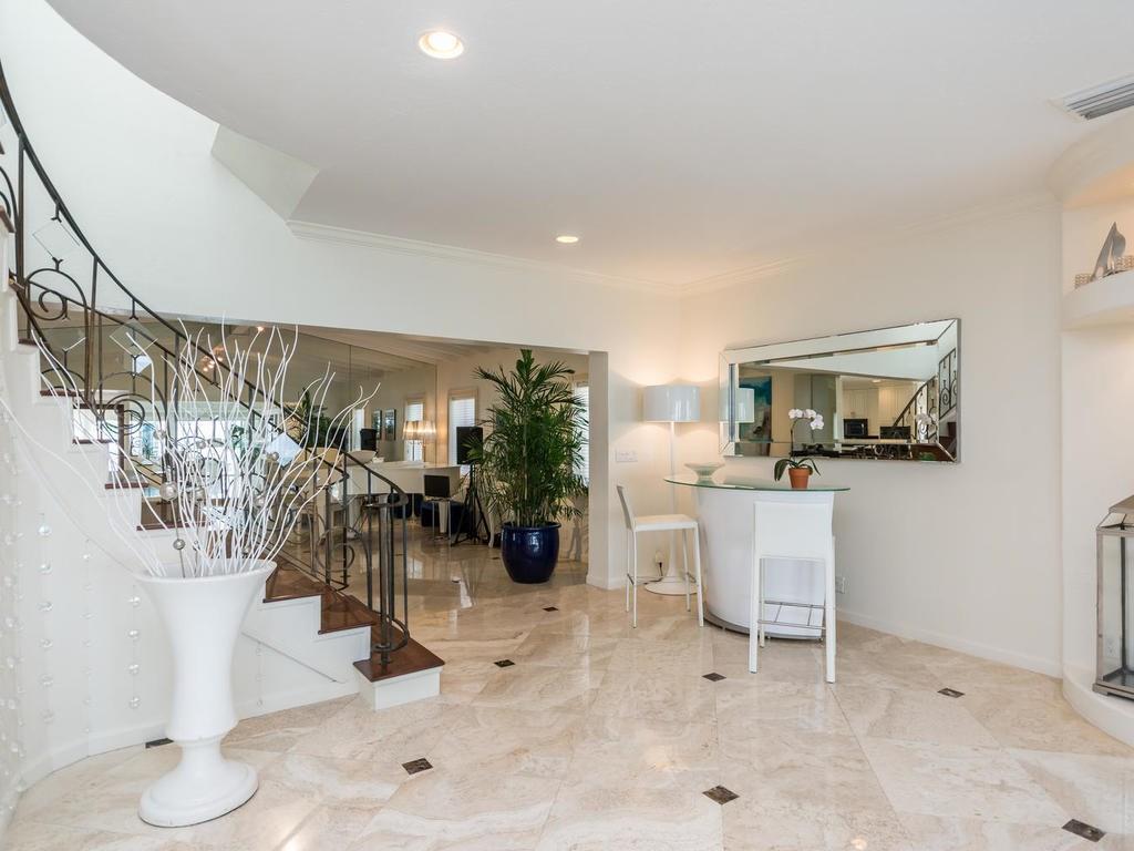 LAUDERDALE BEACH - Residential