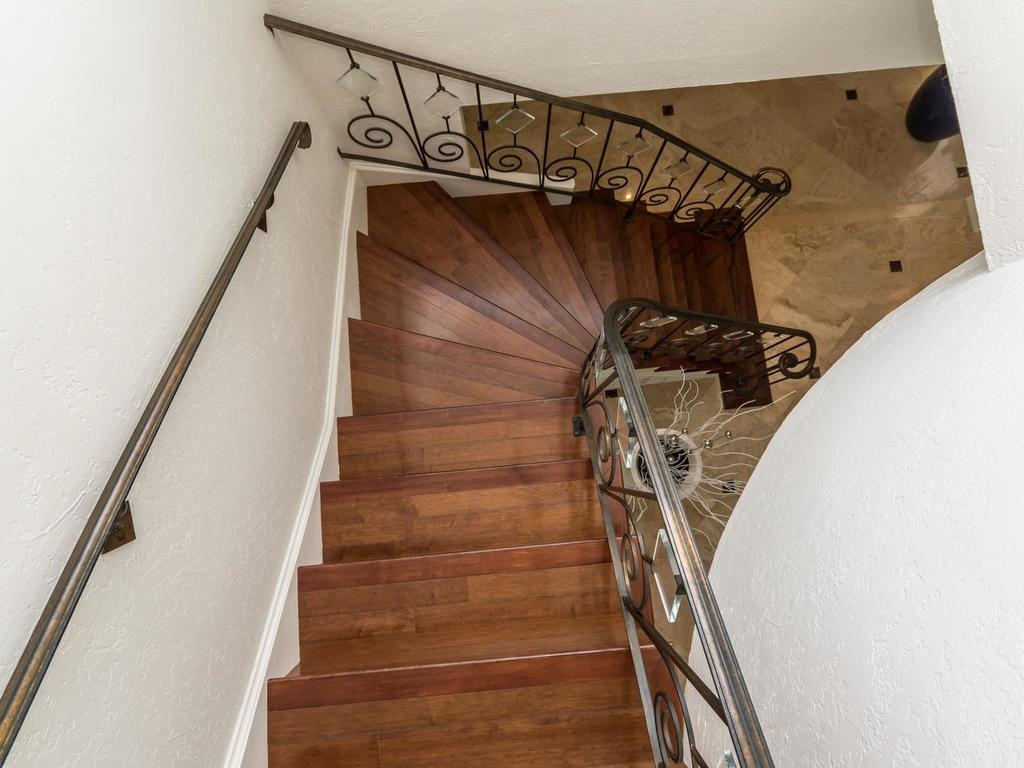 LAUDERDALE BEACH - Residential