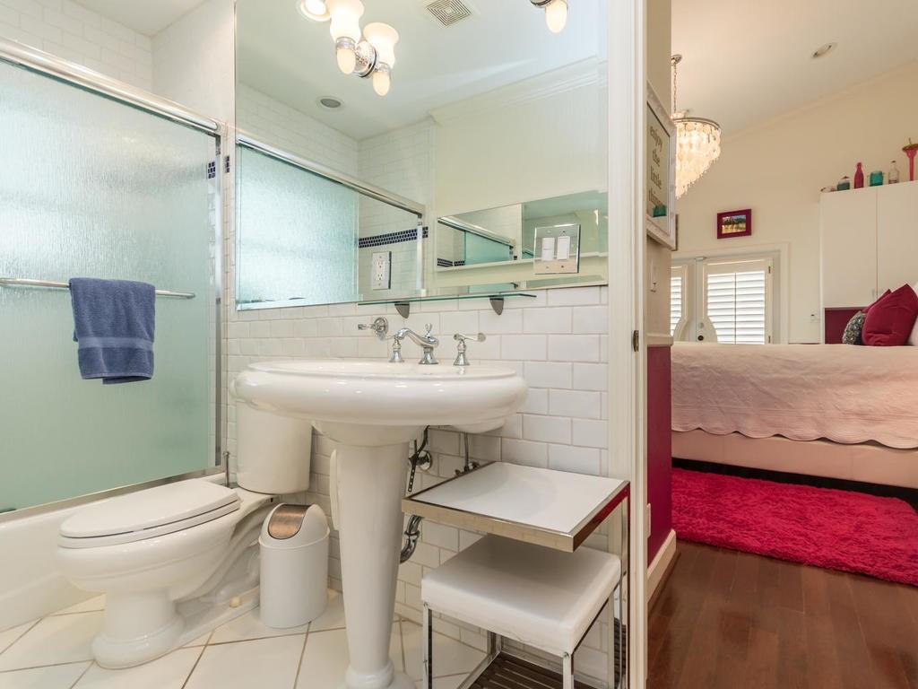 LAUDERDALE BEACH - Residential