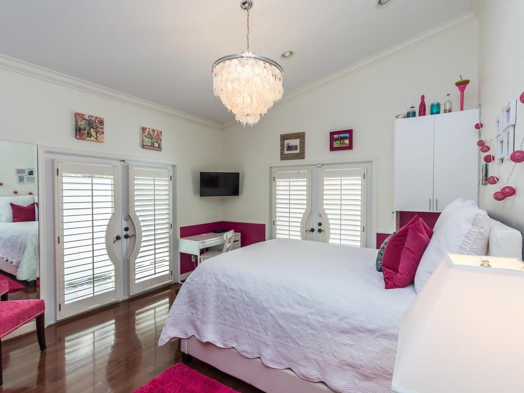 LAUDERDALE BEACH - Residential