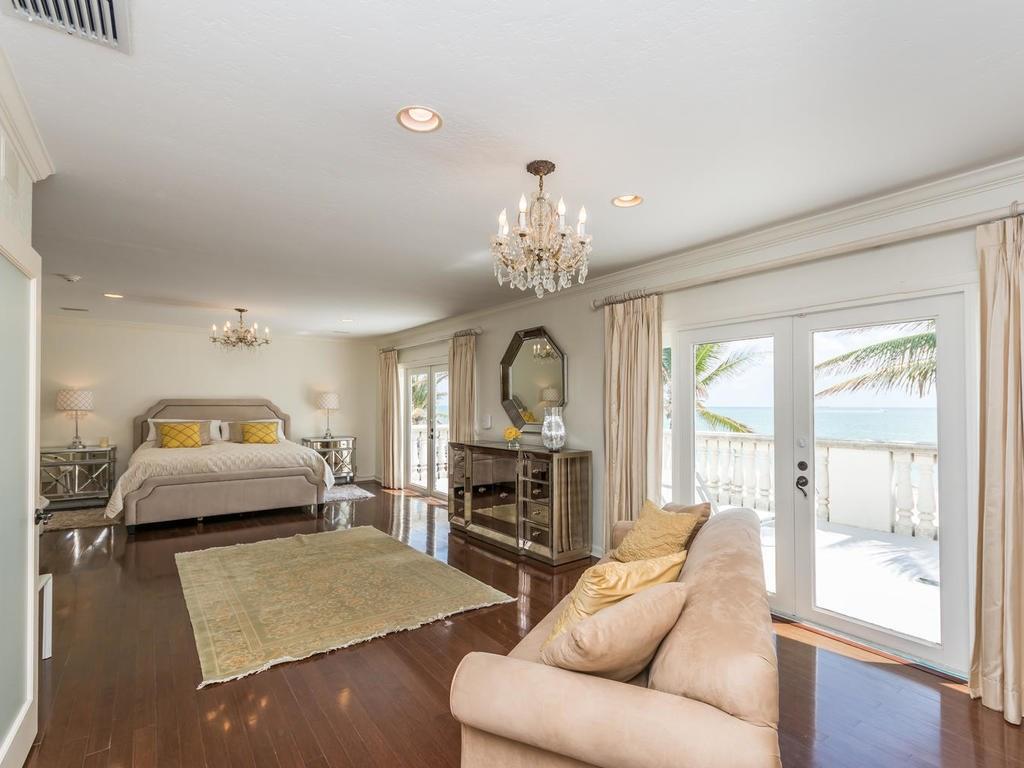 LAUDERDALE BEACH - Residential