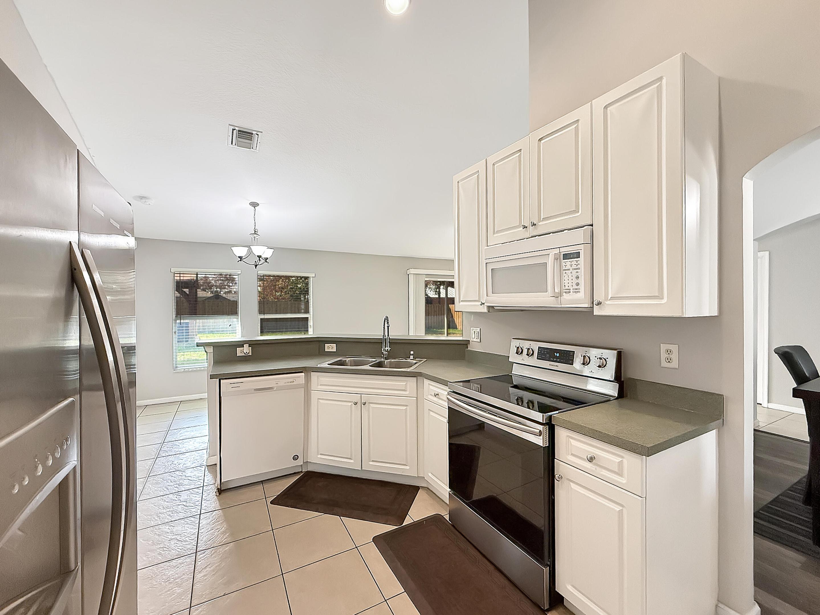 PORT ST LUCIE SECTION 19 - Residential