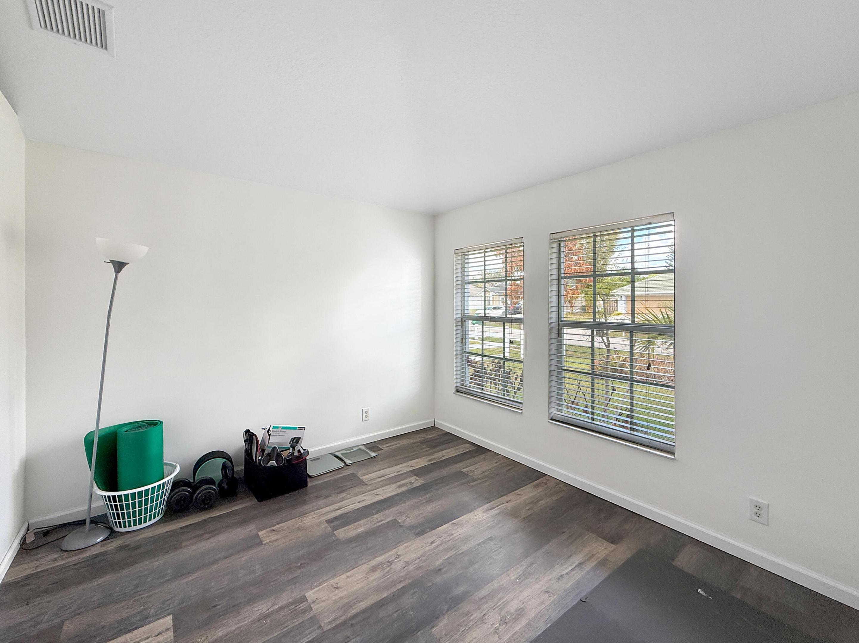 PORT ST LUCIE SECTION 19 - Residential