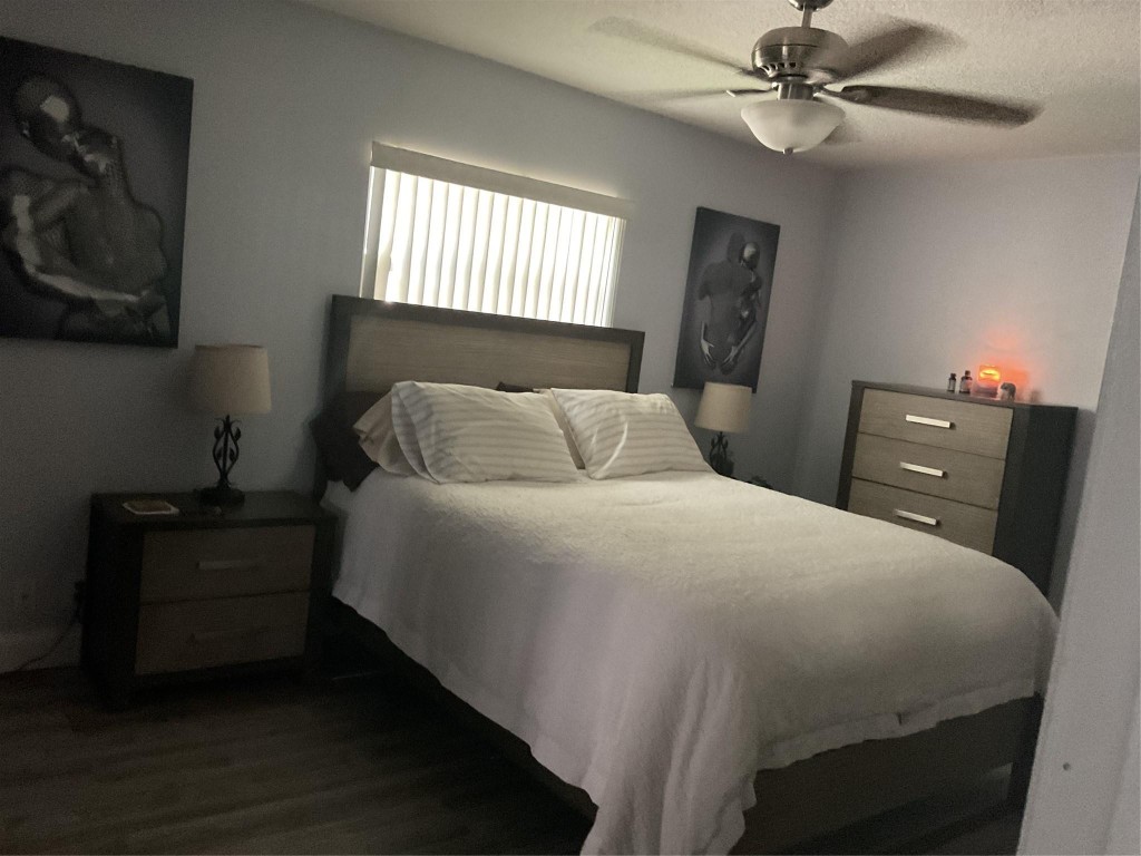 Crystal Lake 4th Sec 66-1 - Residential