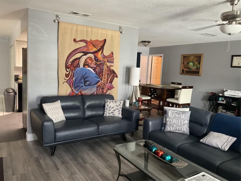 Crystal Lake 4th Sec 66-1 - Residential