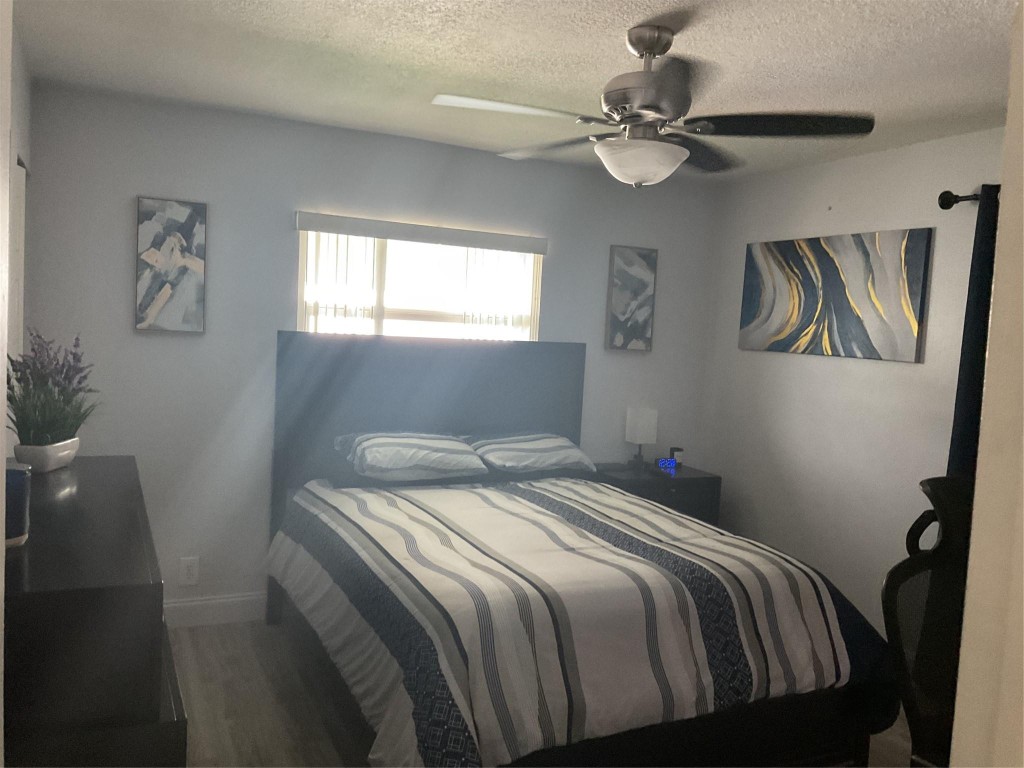 Crystal Lake 4th Sec 66-1 - Residential
