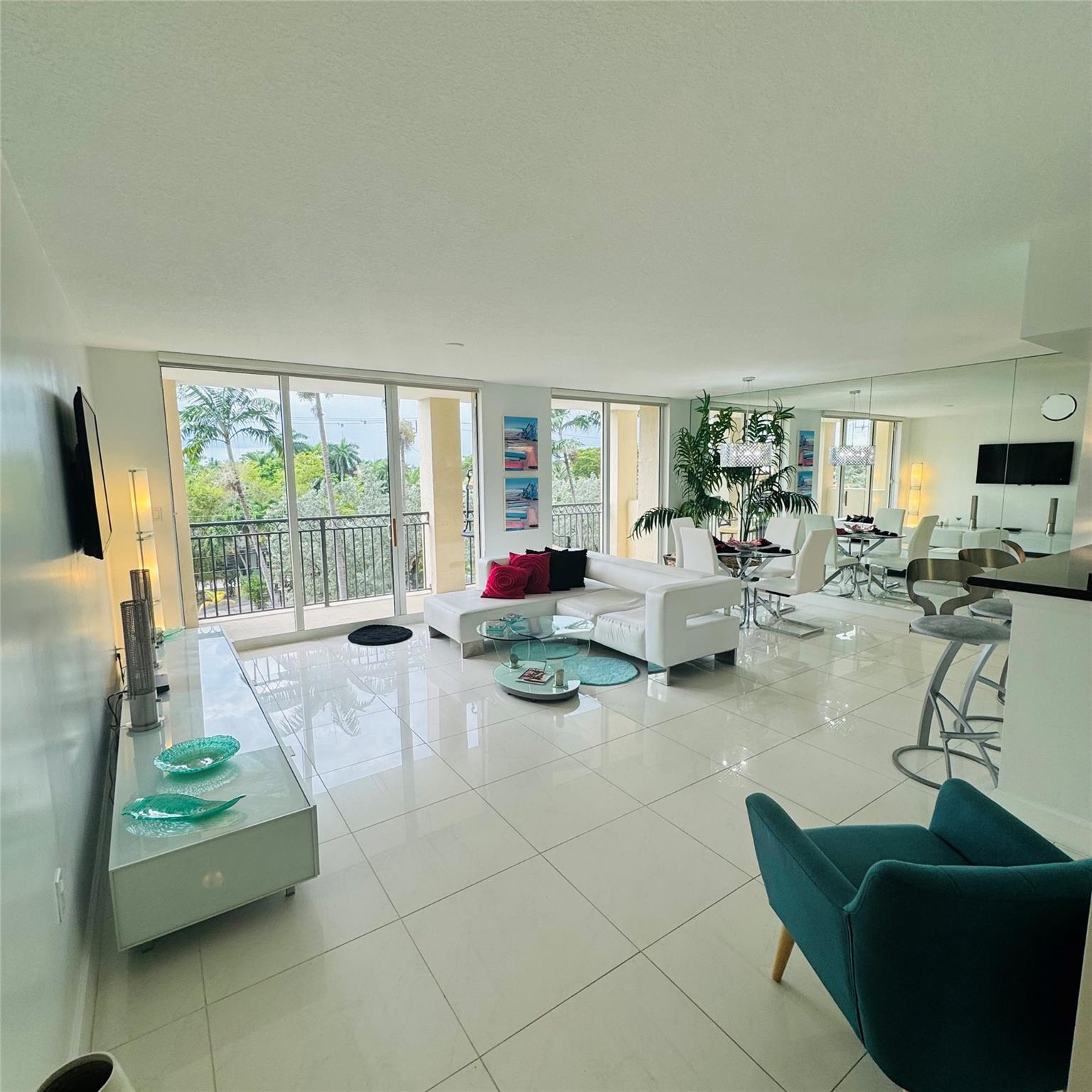 2011 N Ocean Blvd 303