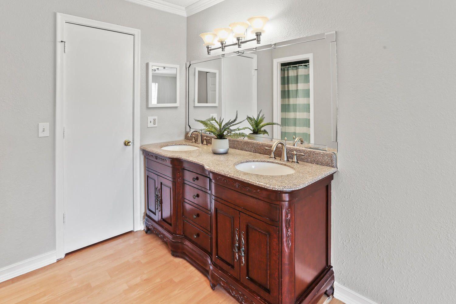 PINES OF DELRAY CONDO - Residential Lease