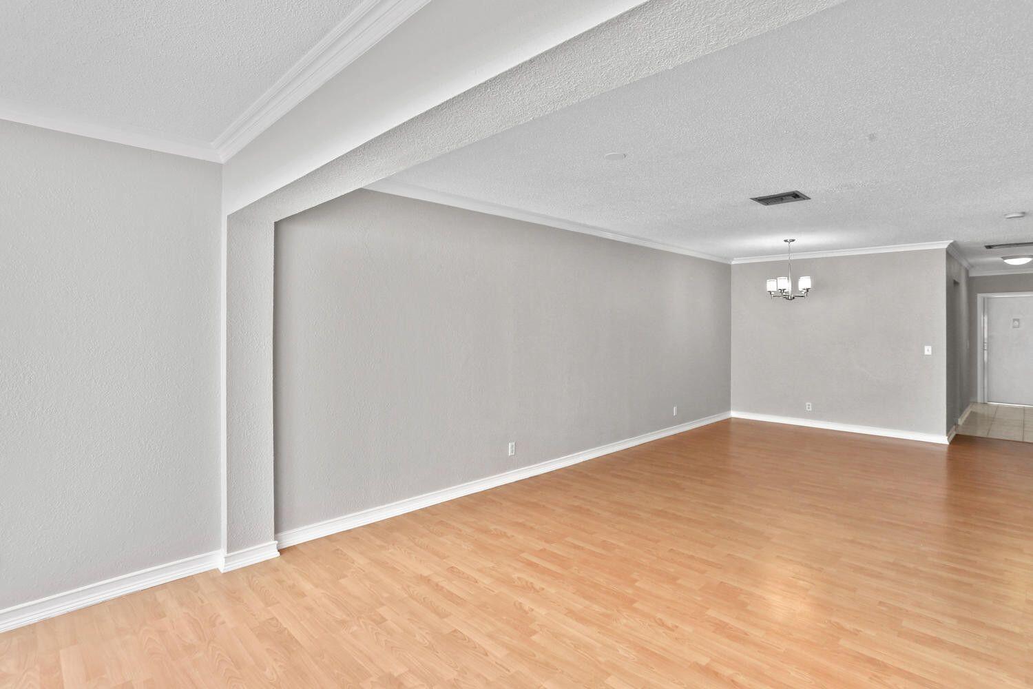 PINES OF DELRAY CONDO - Residential Lease