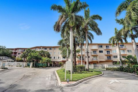 A home in Lauderdale By The Sea