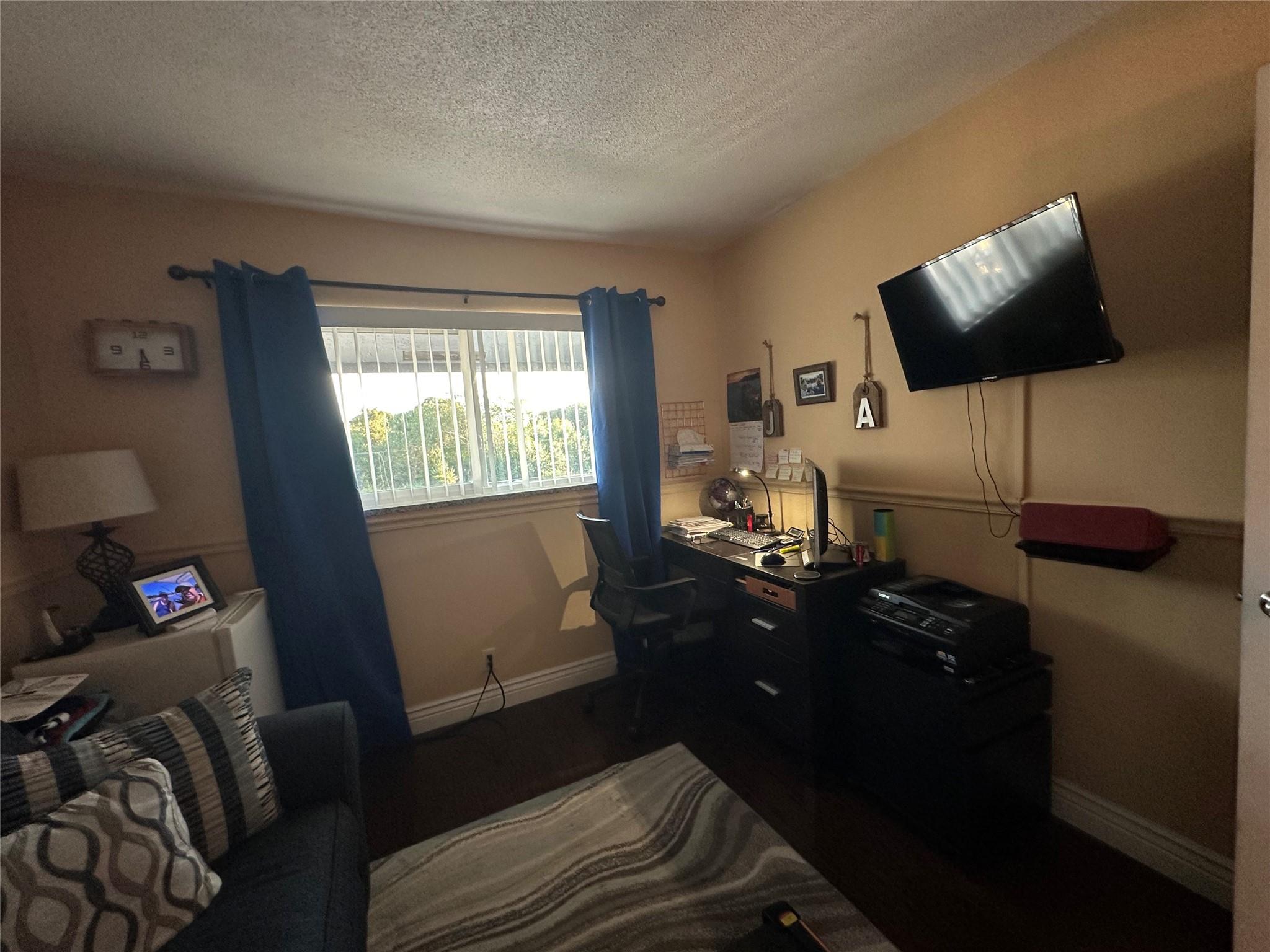 KIMBERLY TOWNHOUSE - Residential