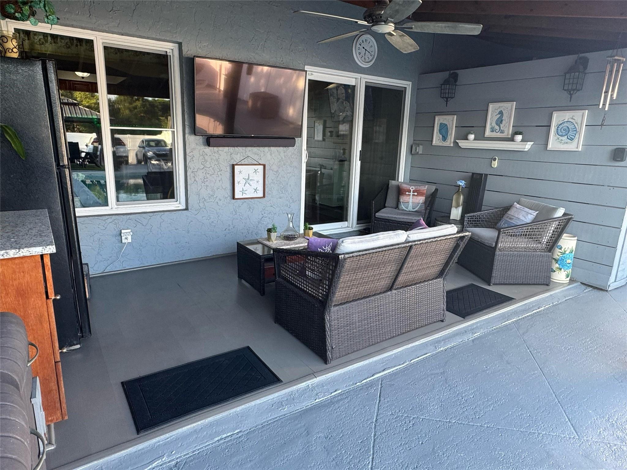 KIMBERLY TOWNHOUSE - Residential