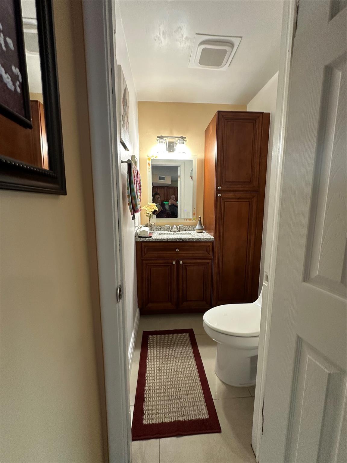 KIMBERLY TOWNHOUSE - Residential