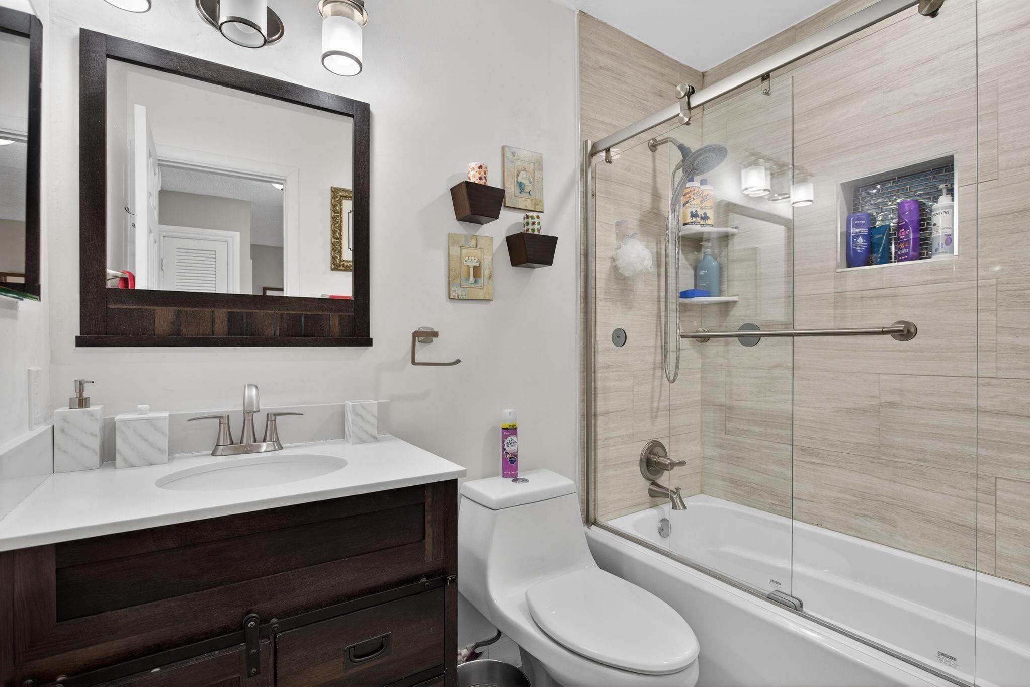 KIMBERLY TOWNHOUSE - Residential