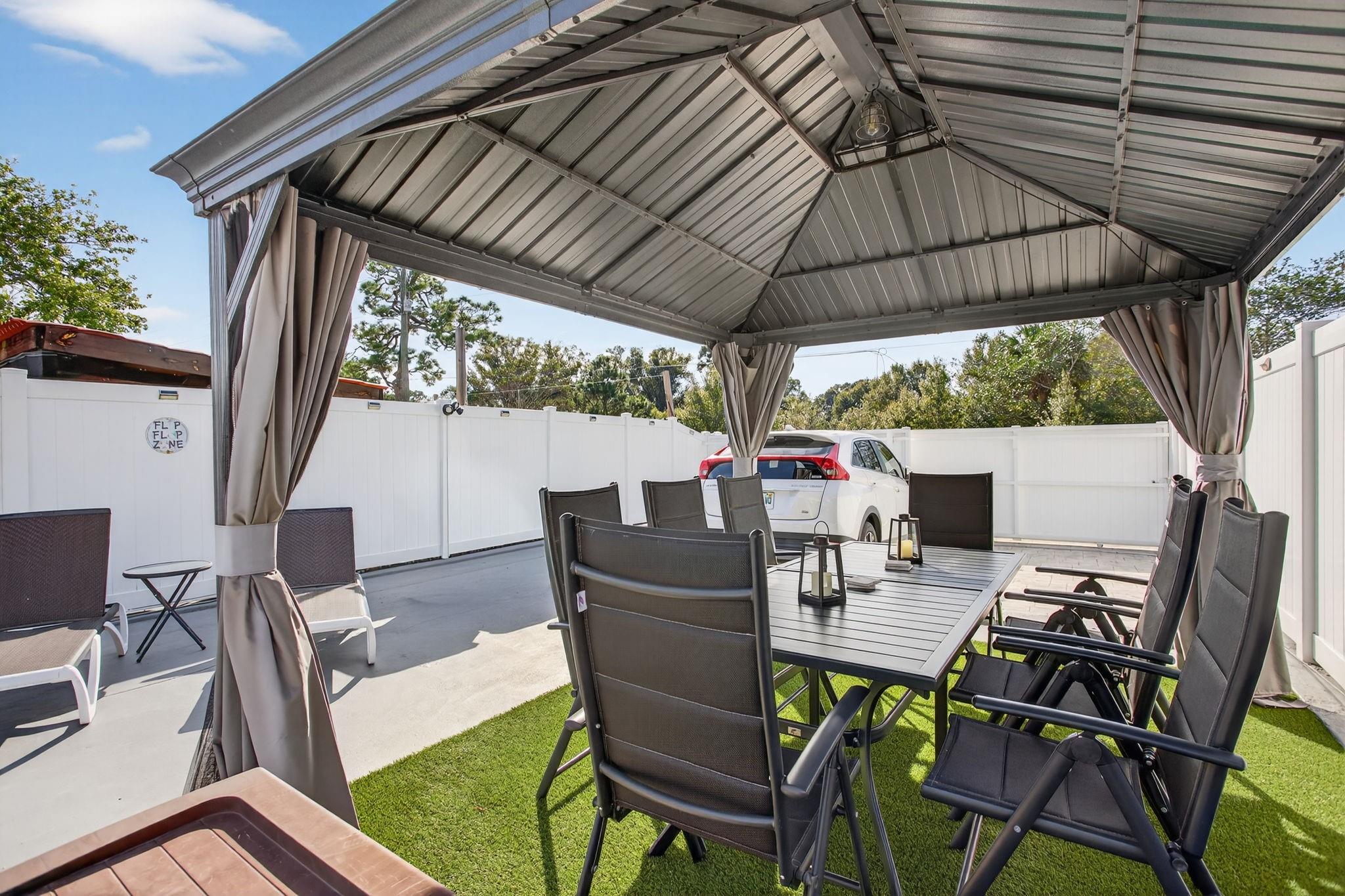 KIMBERLY TOWNHOUSE - Residential