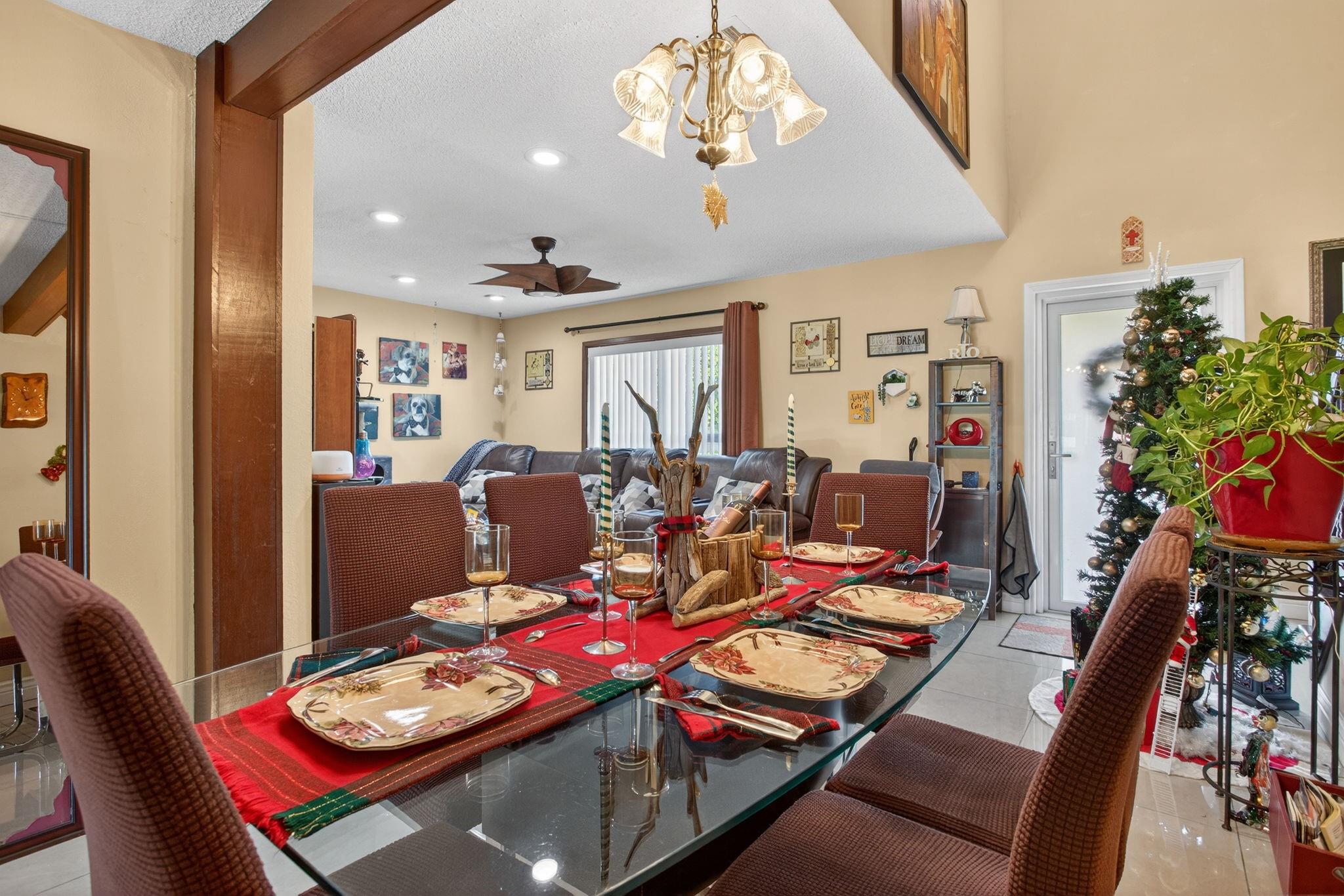 KIMBERLY TOWNHOUSE - Residential