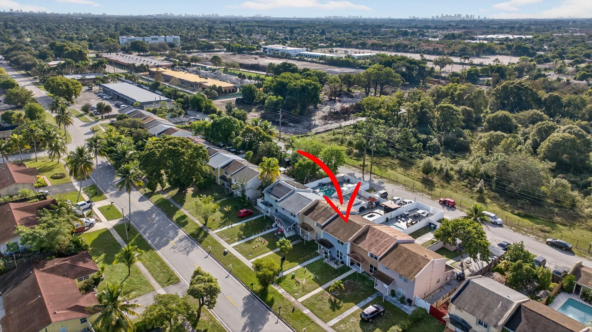 KIMBERLY TOWNHOUSE - Residential