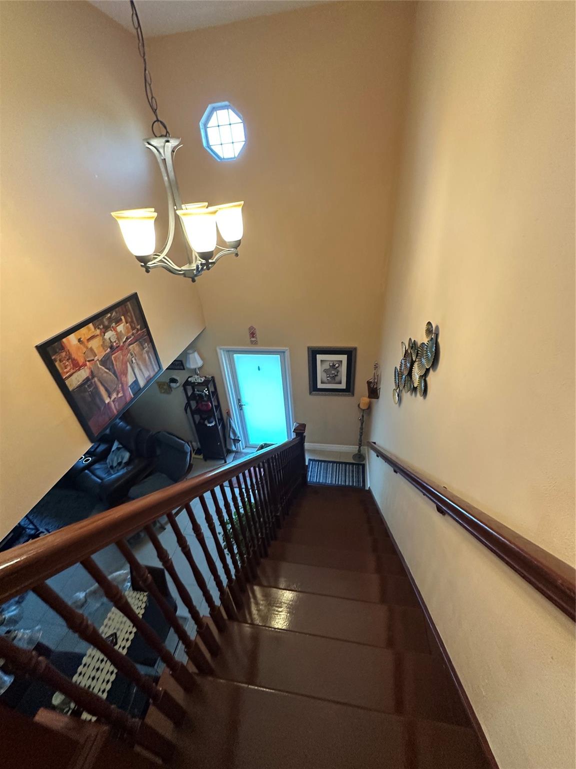 KIMBERLY TOWNHOUSE - Residential