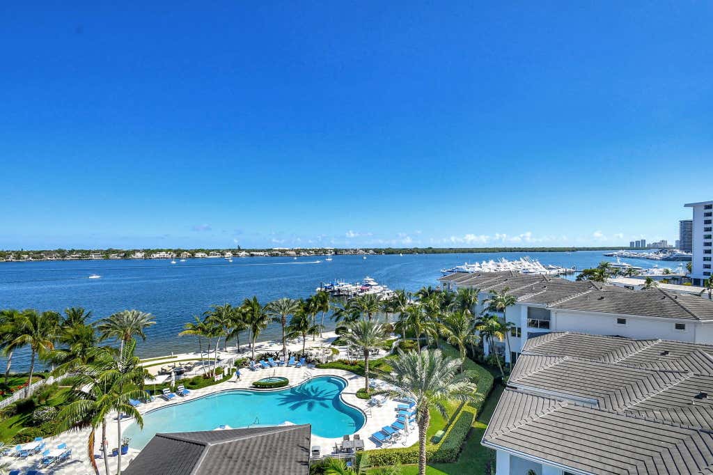 Photo of 2 WATER CLUB Way #601, North Palm Beach, FL 33408 (MLS # B26059704)
