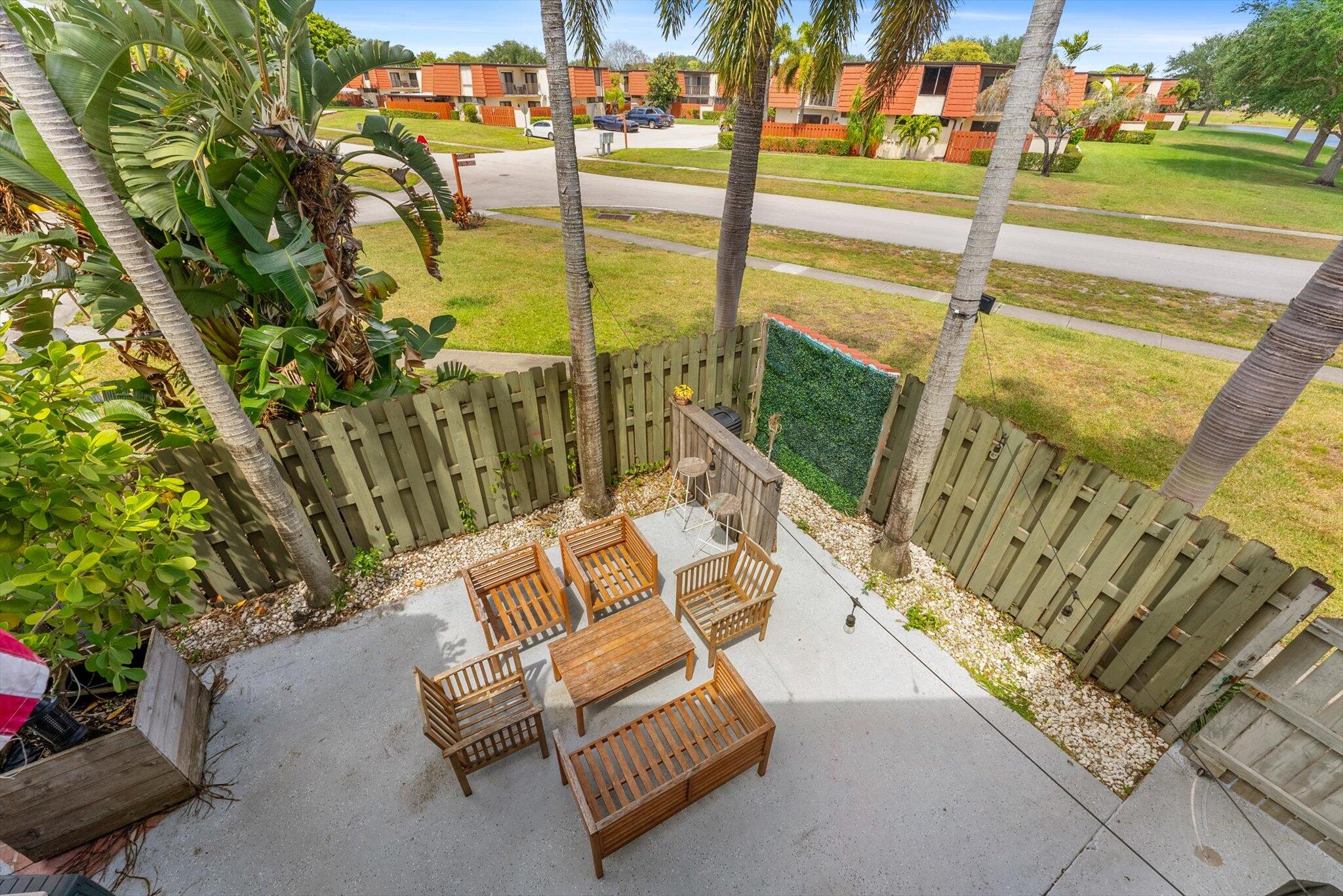 SOMERSET - Residential Lease
