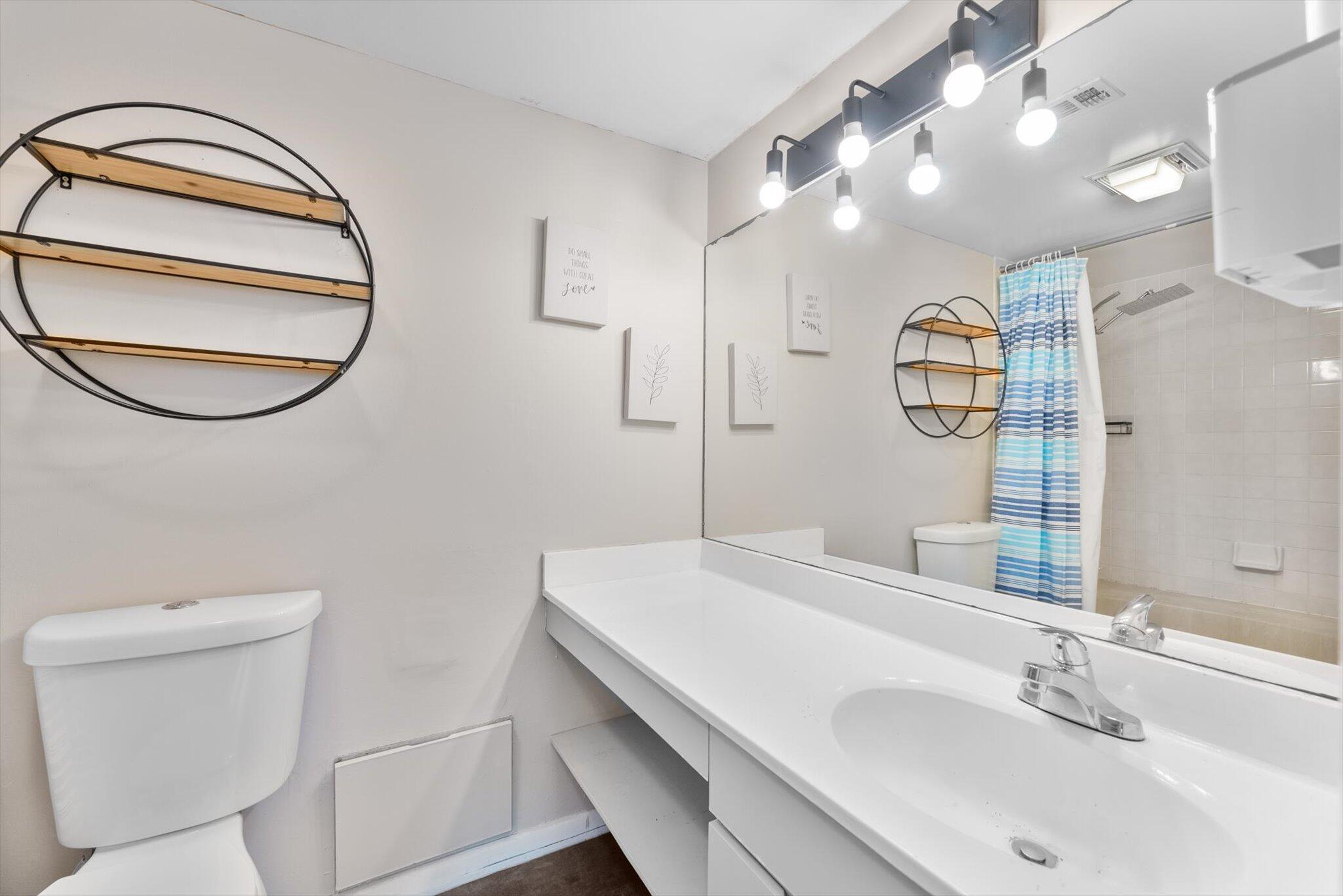 SOMERSET - Residential Lease