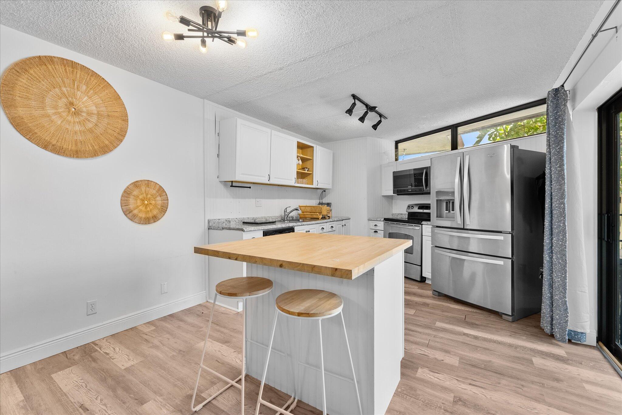 SOMERSET - Residential Lease
