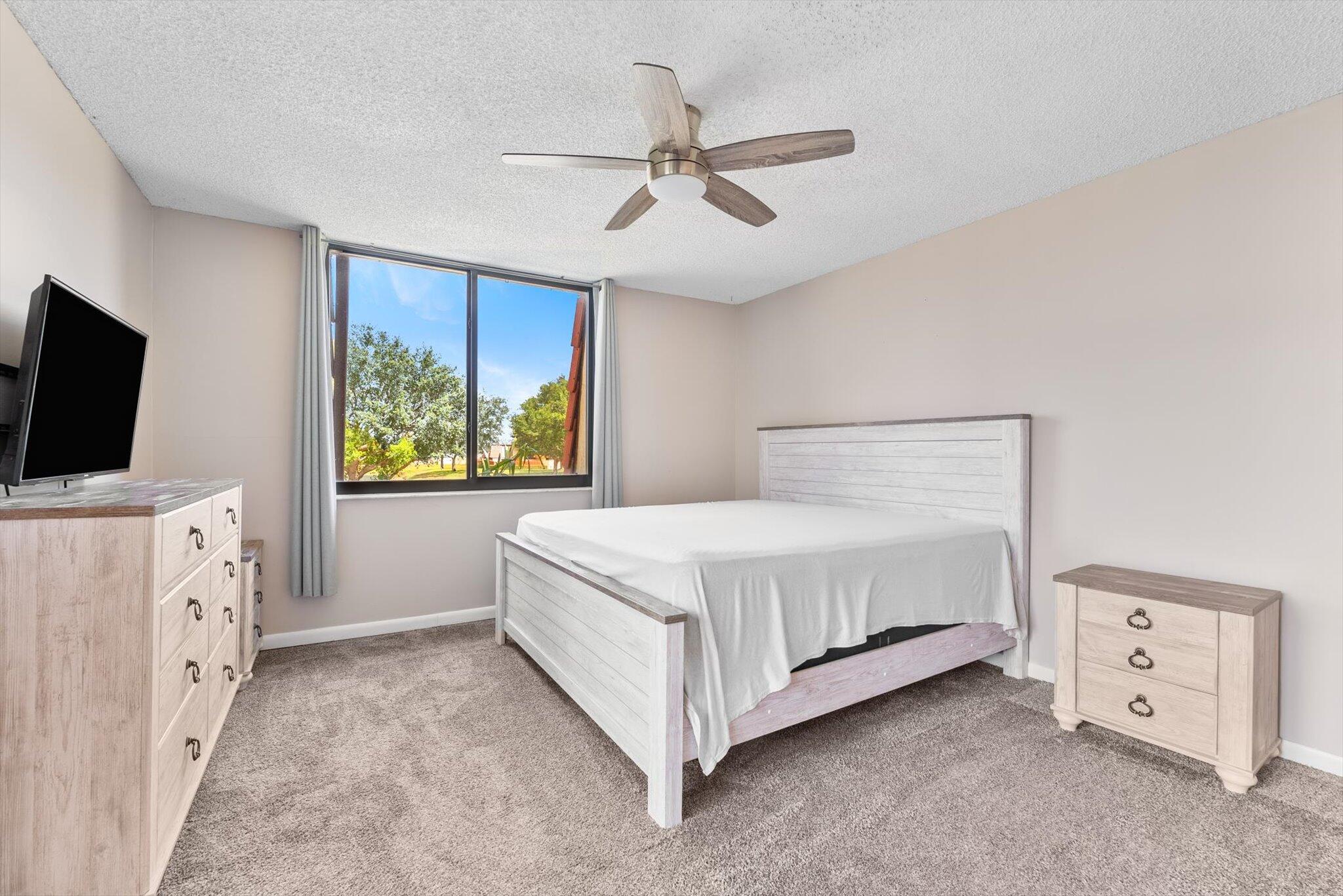 SOMERSET - Residential Lease