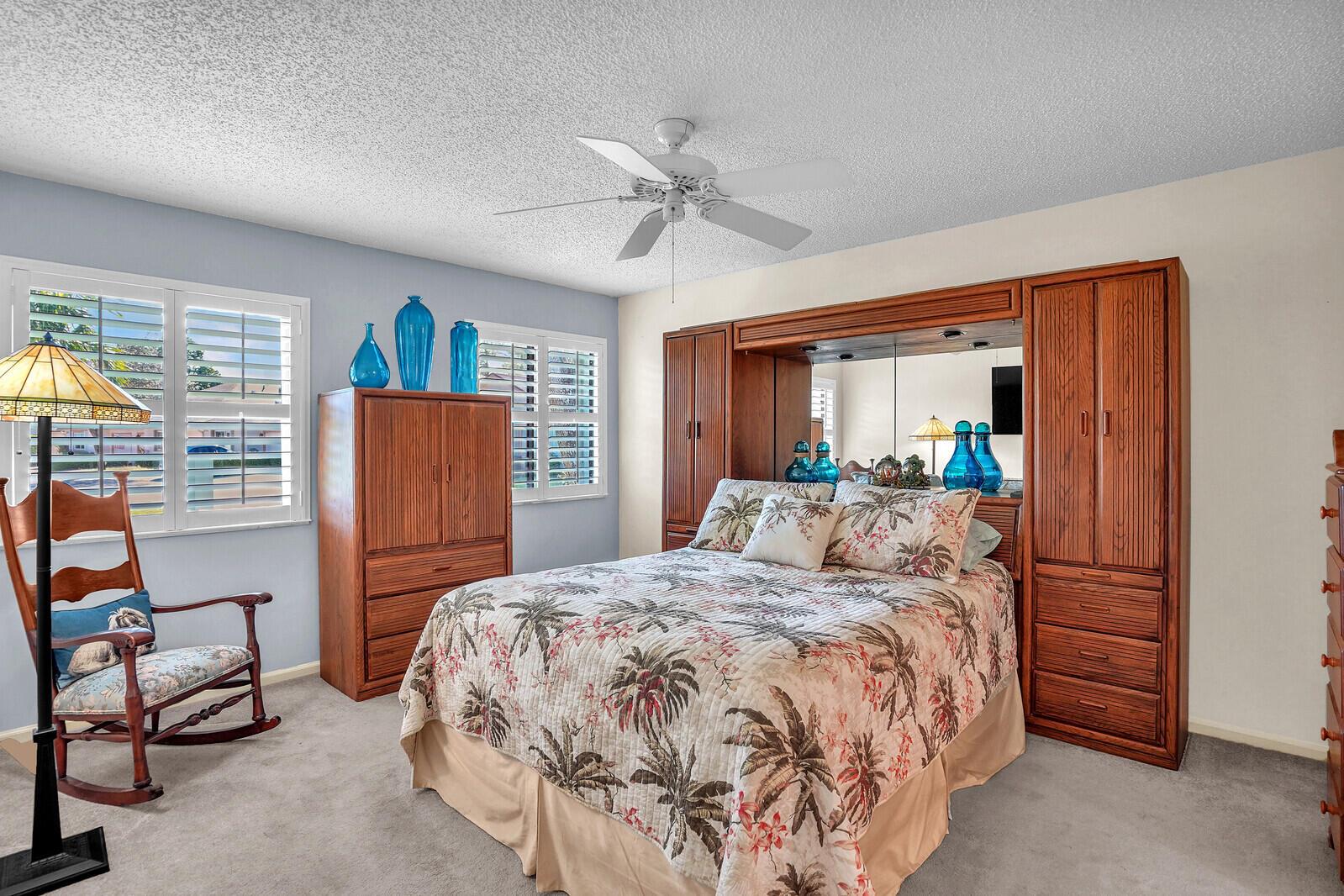 LANTERN WALK 2 - Residential