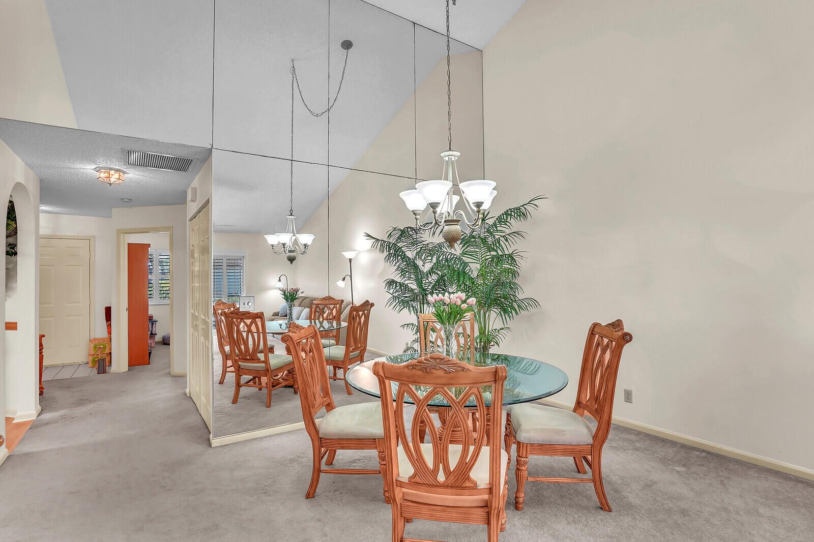 LANTERN WALK 2 - Residential