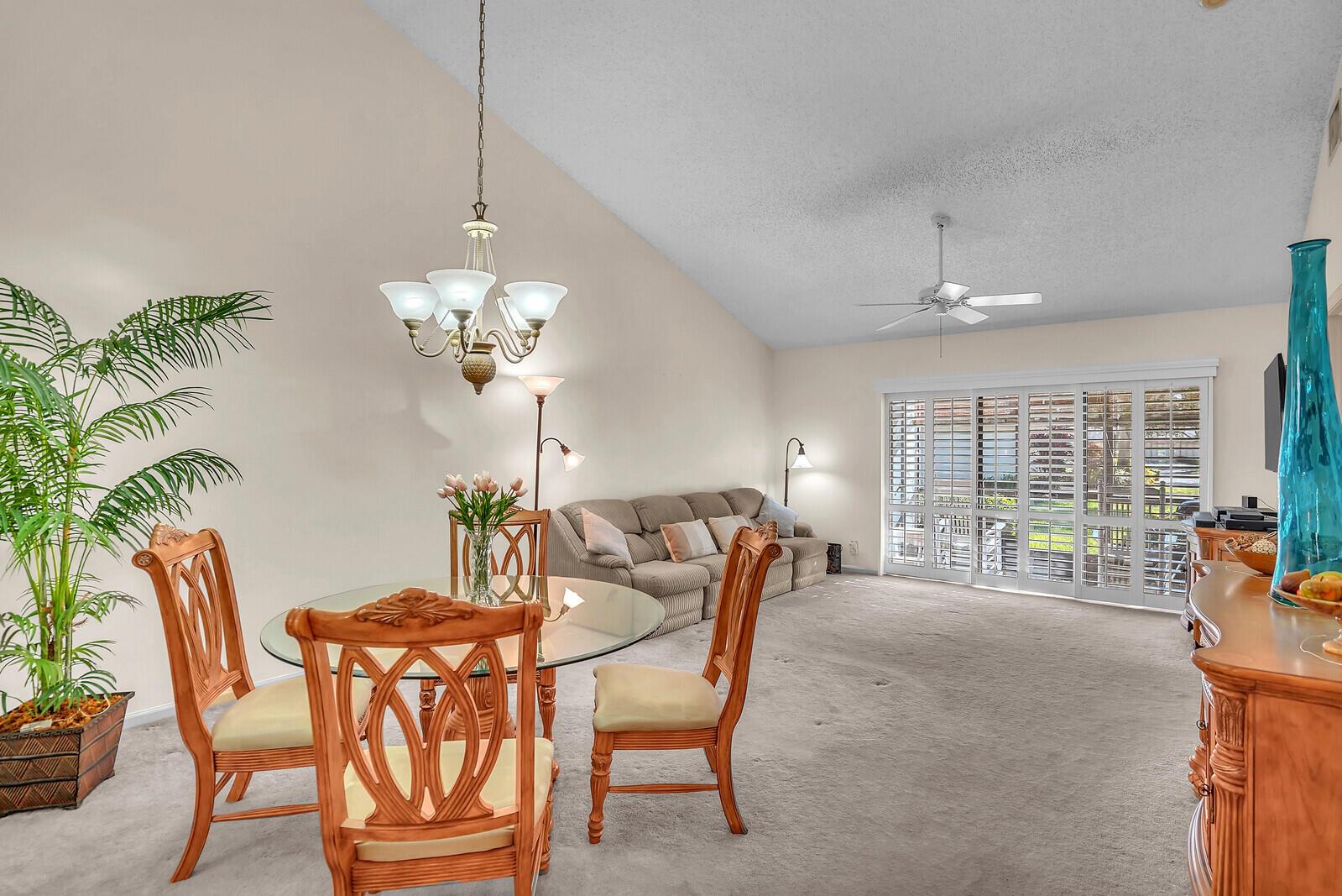 LANTERN WALK 2 - Residential