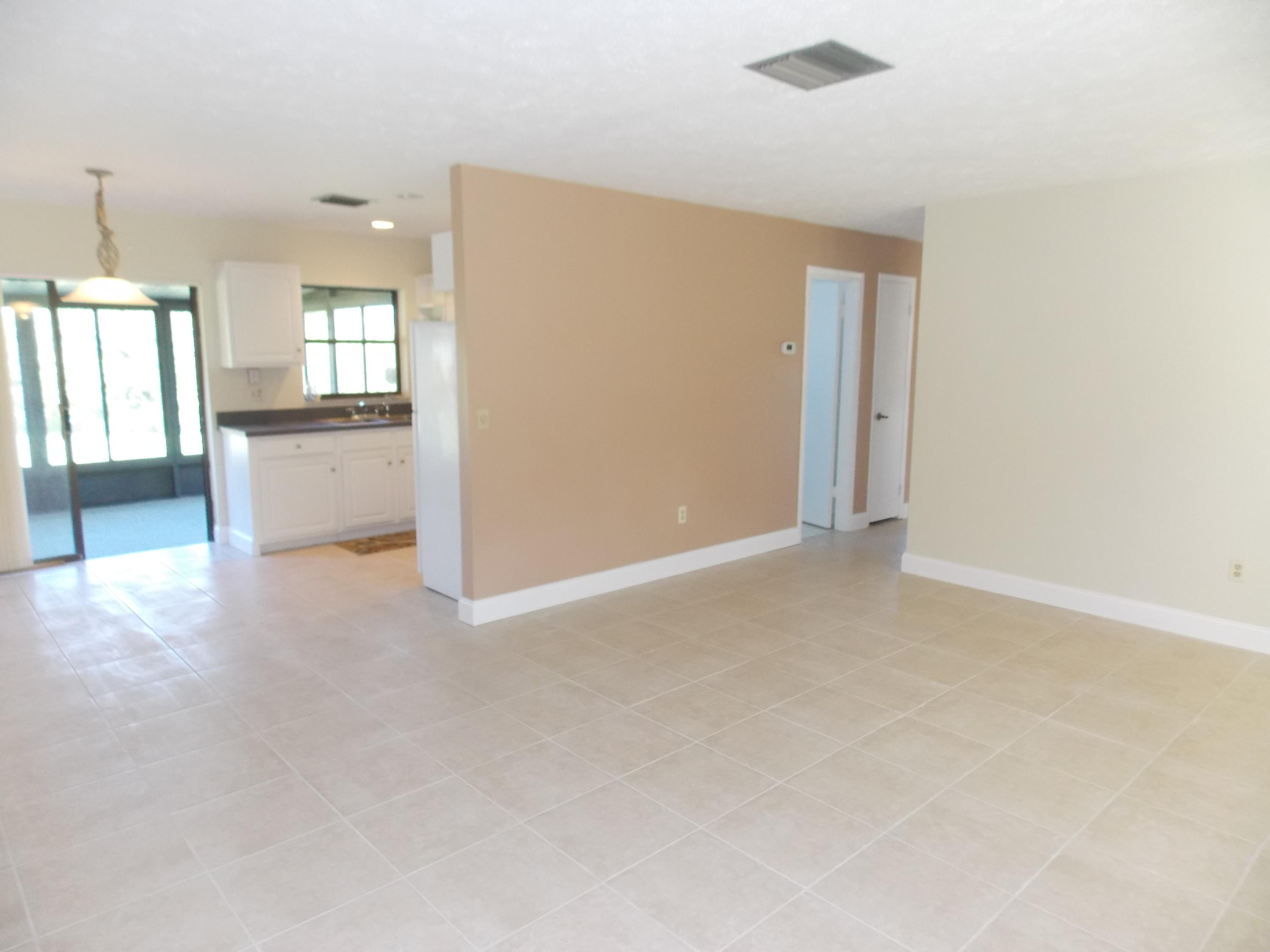 PORT ST LUCIE SECTION 27 - Residential Lease