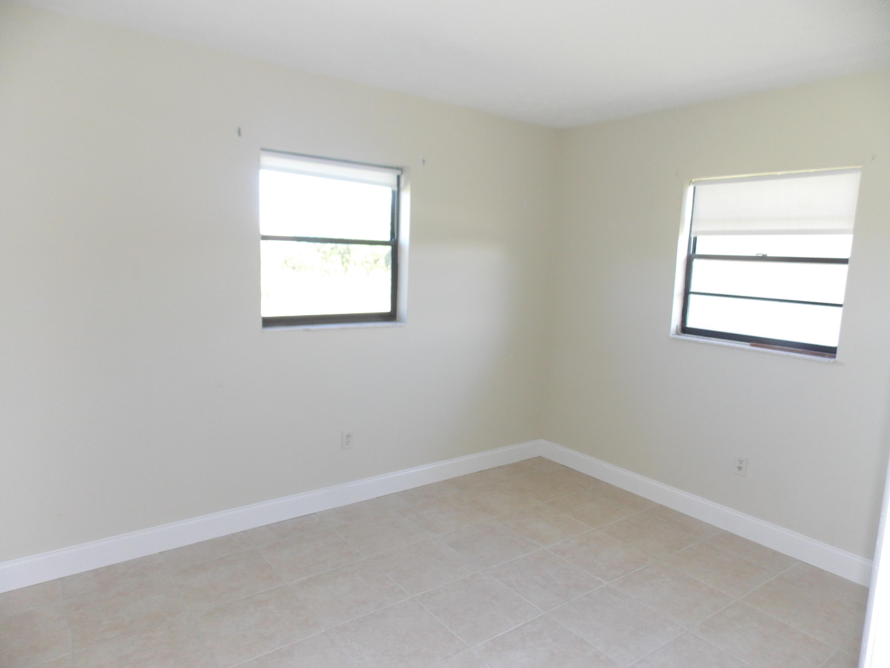 PORT ST LUCIE SECTION 27 - Residential Lease
