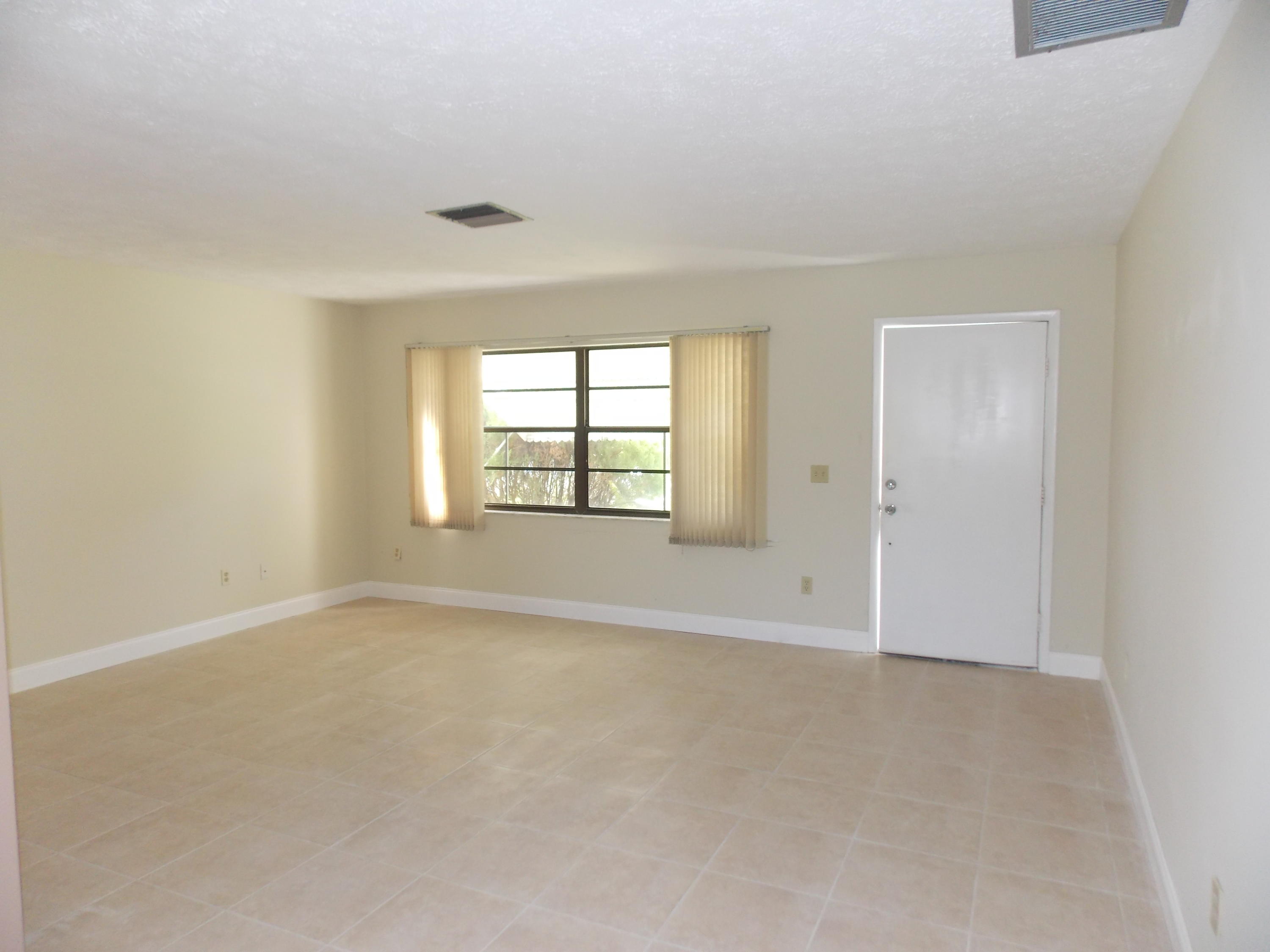 PORT ST LUCIE SECTION 27 - Residential Lease