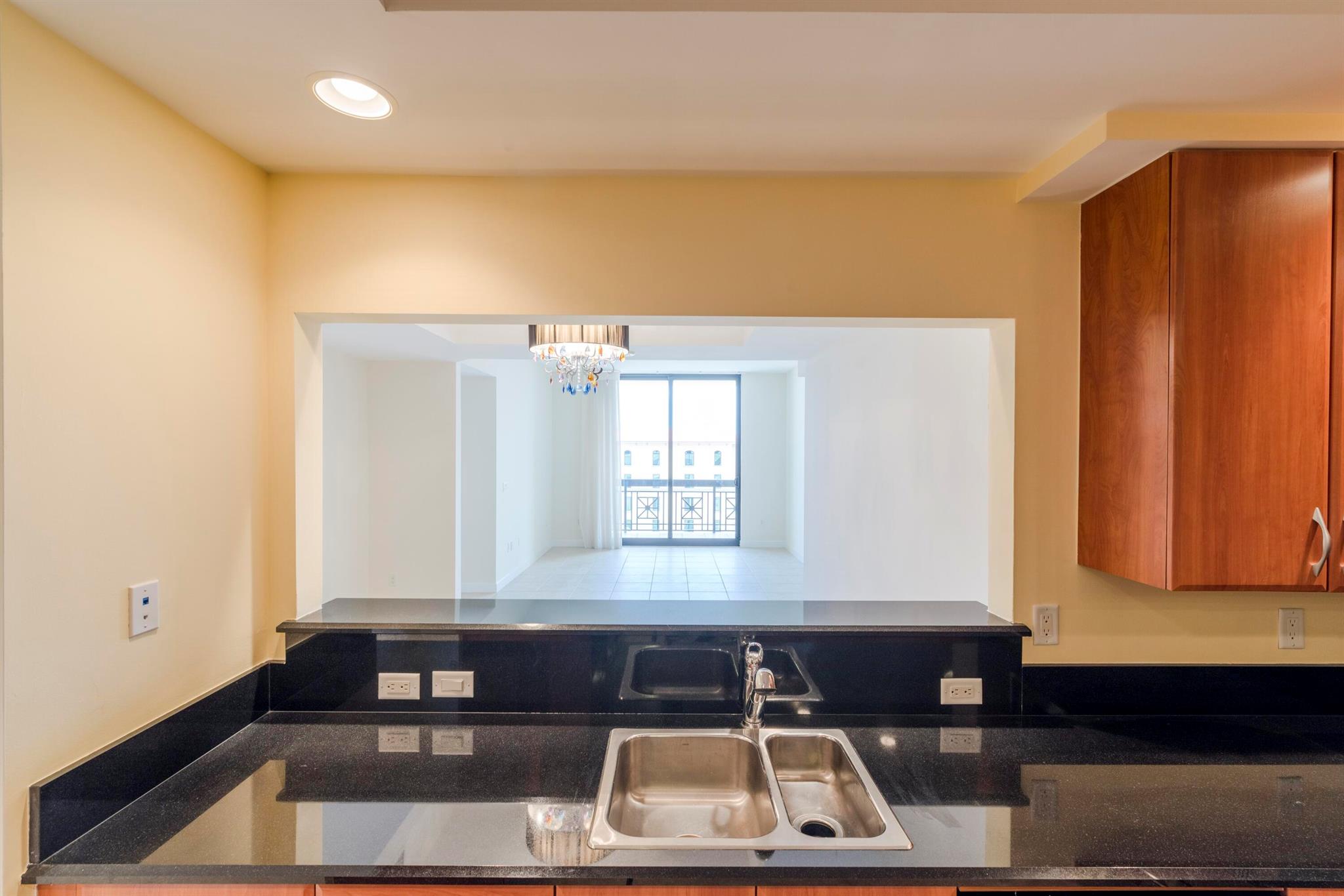 One City Plaza - Residential