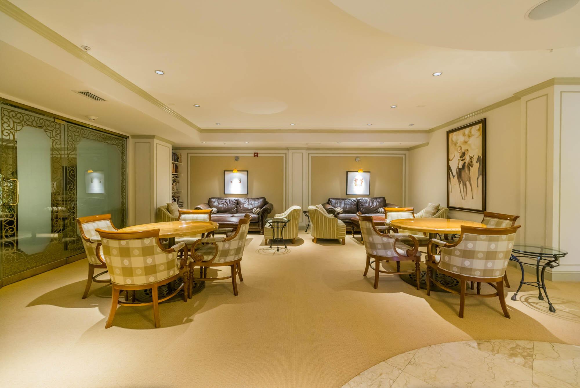 One City Plaza - Residential