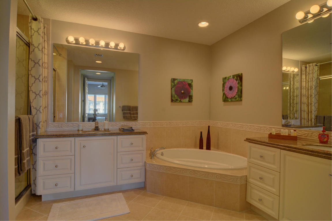 HARBOUR ISLE AT HUTCHINSO - Residential Lease