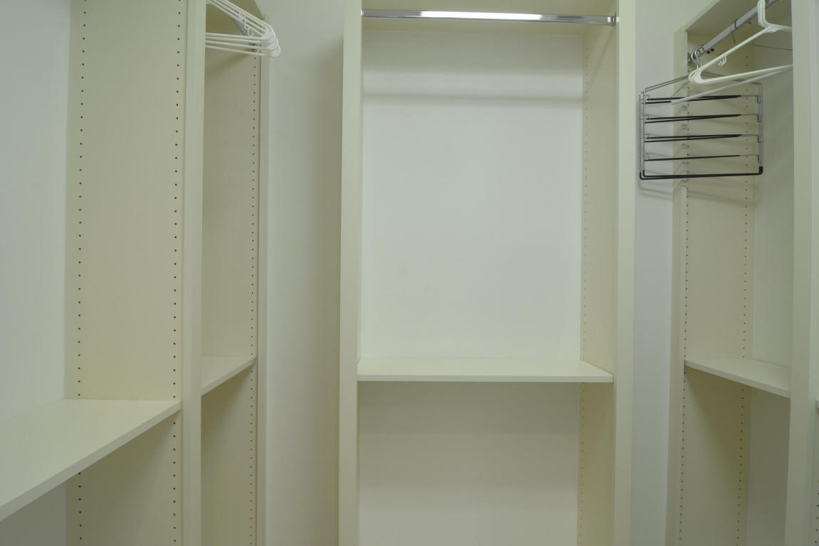 HARBOUR ISLE AT HUTCHINSO - Residential Lease